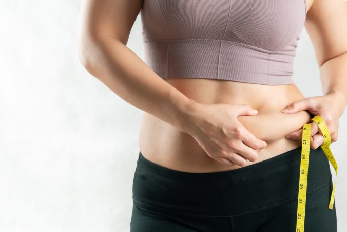 lihava nainen-rasvainen-vatsa